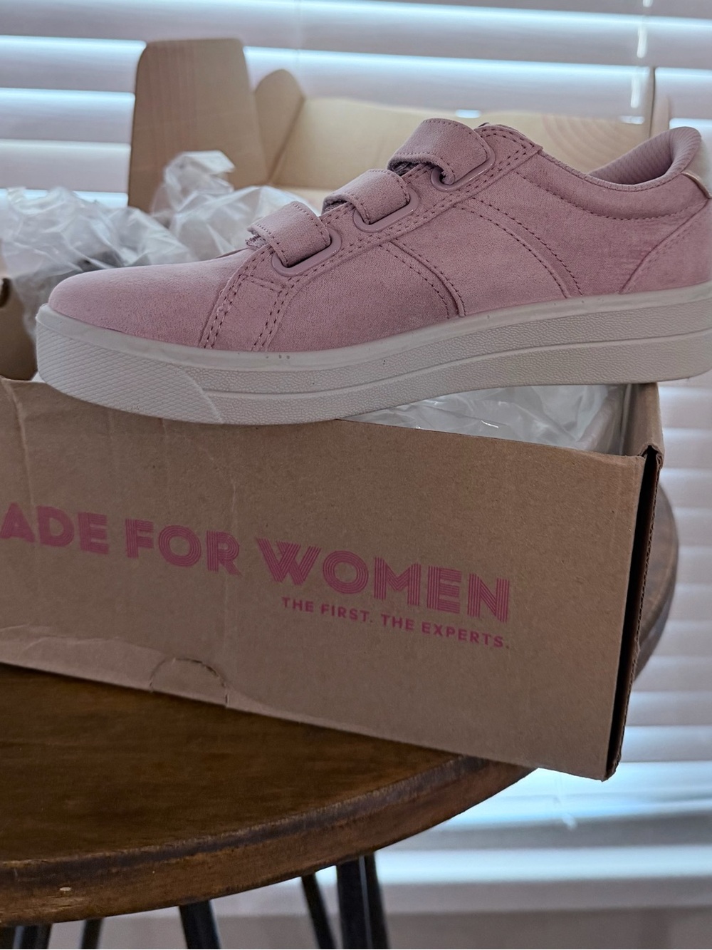 Classic Pink Suede Velcro Women’s Sneakers